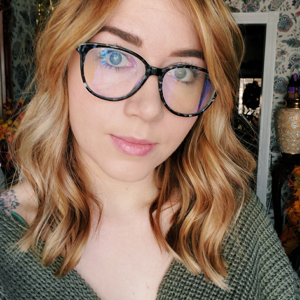 Meet your Posher, Kara